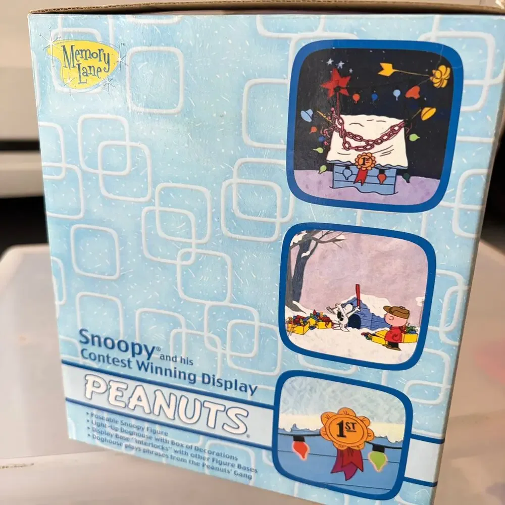 Peanuts Snoopy's Contest Winning Display Playset A Charlie Brown Christmas NEW